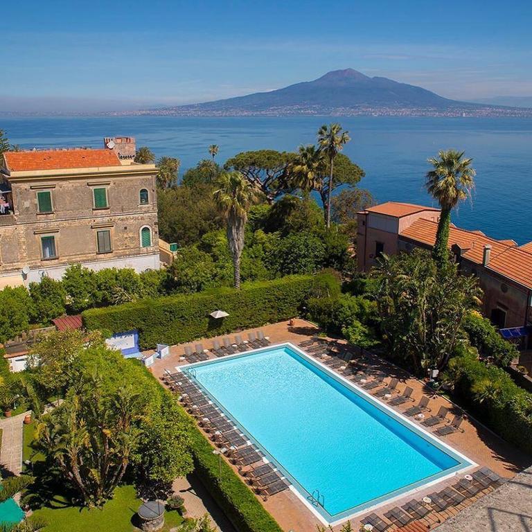 Aequa Hotel Vico Equense Exterior photo
