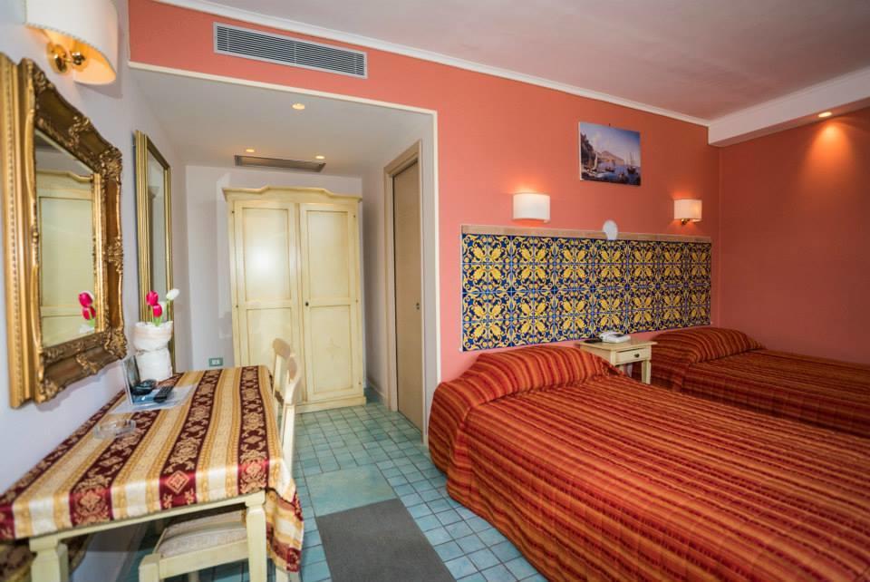 Aequa Hotel Vico Equense Exterior photo